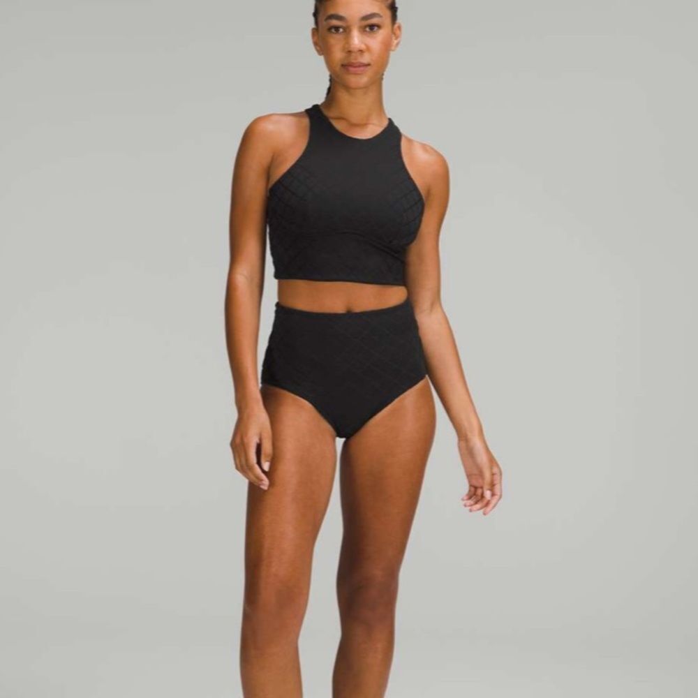 Lululemon black diamond grid high neck swim top 2 with pads bikini top